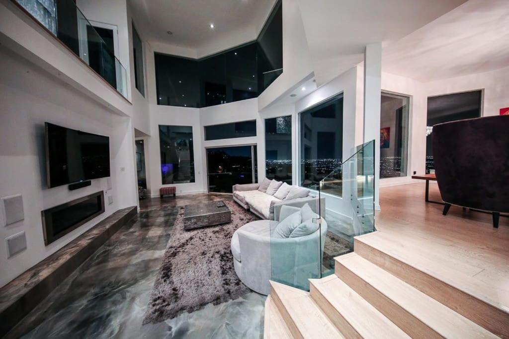 Hollywood Hills Modern Sanctuary-jaw Dropping View Pousada Los Angeles